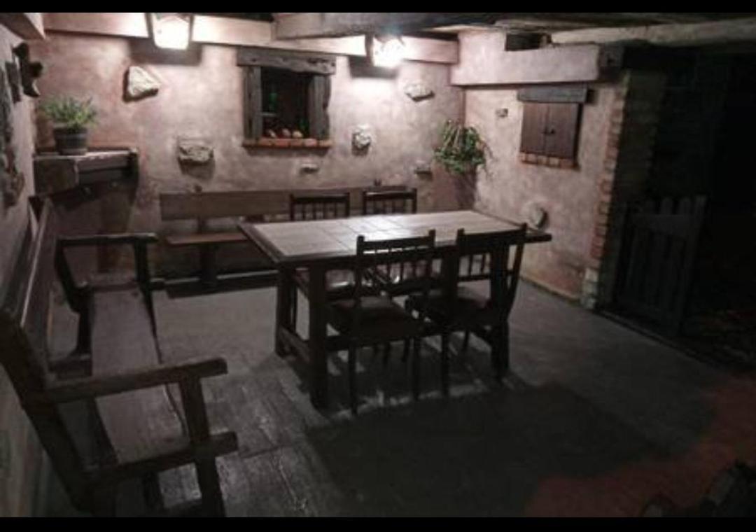 Casa Rural El Cotu En Onís المظهر الخارجي الصورة